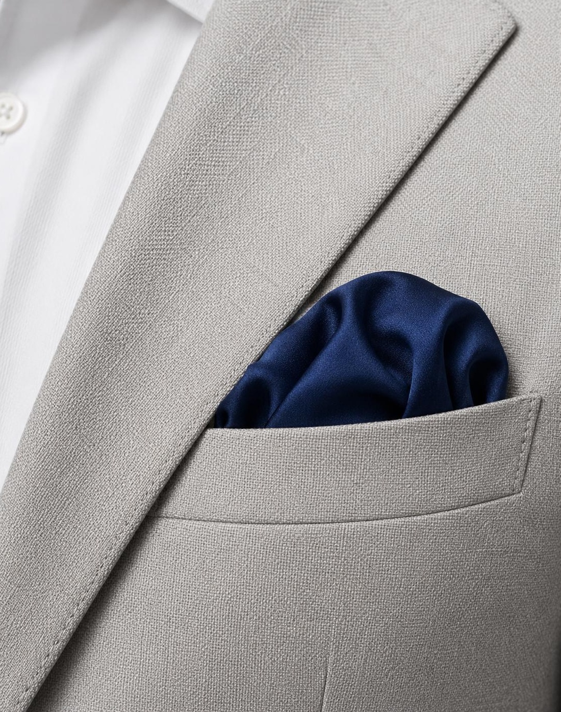Timeless Solid Navy Blue Silk Pocket Square – Minimalist Formal Suit Handkerchief for Men